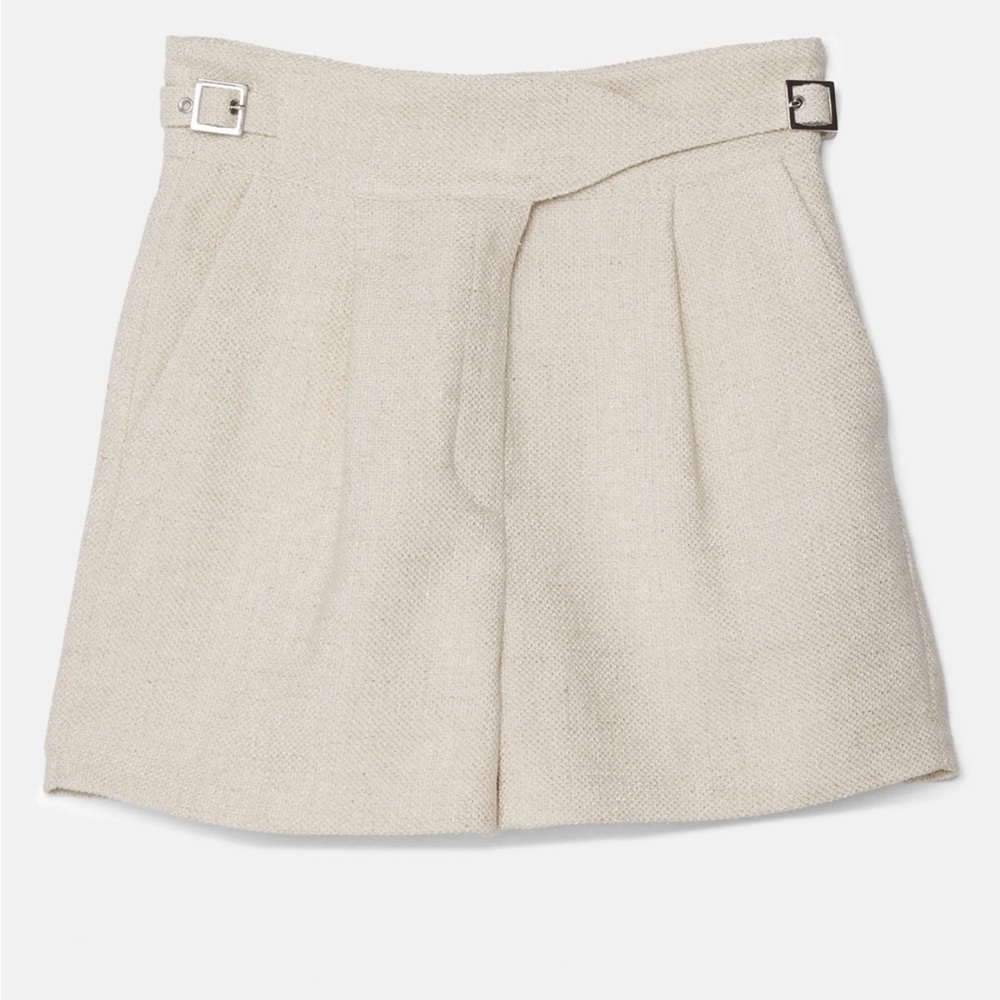 IRO guna short in beige. NWT perfect condition. Tweed. Size 32 (0)